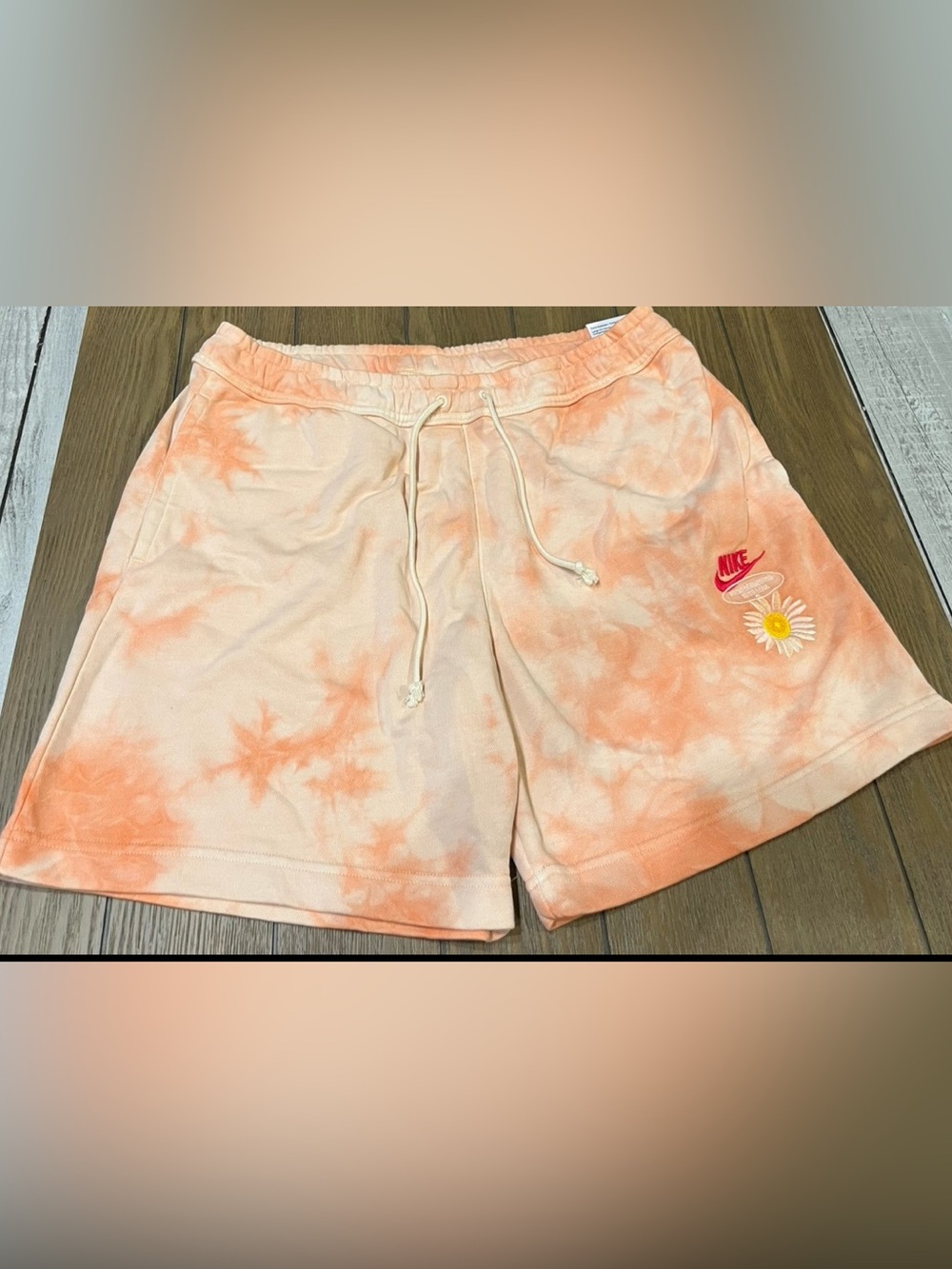 Nike Sportswear NWT French Terry Crimson Bliss Shorts Mens Large DM5016-693